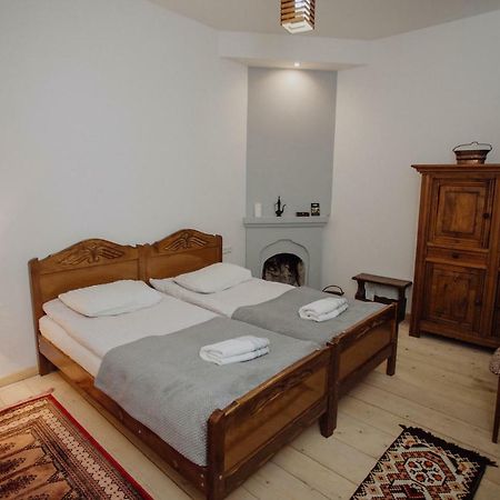 Larda Hotell Mestia Exteriör bild